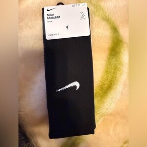 Nike Black  Soccer Socks with White Swoosh, 6 pack Men size 8-12 Wmn 10-13